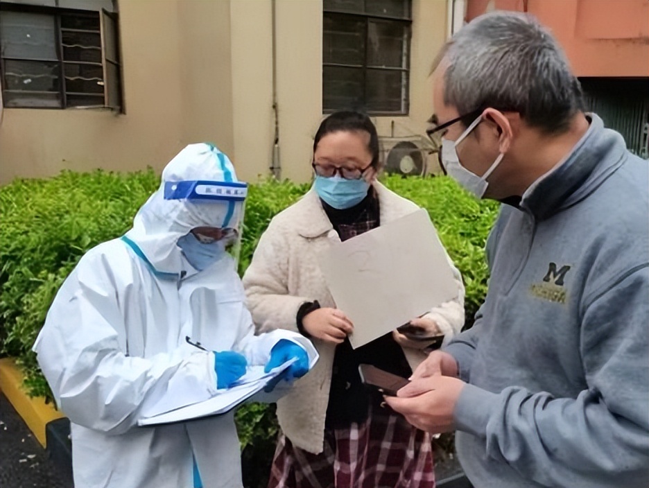 青春战“疫”| 从三尺讲台到抗“疫”前线，青年教职工在行动