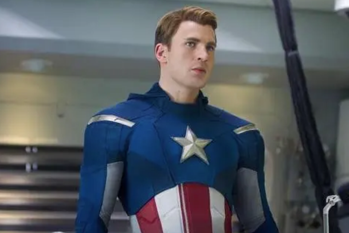 “美国队长”拿不动iPhone12？吐槽苹果新机太重，网友感同身受