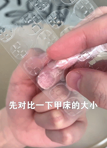 谁能拒绝在夏天做美甲呢？方便又平价的夏日美甲攻略快收好