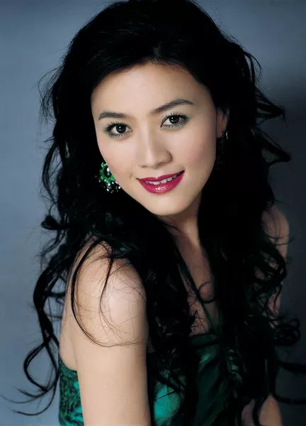 请欣赏50位明星的甜美微笑