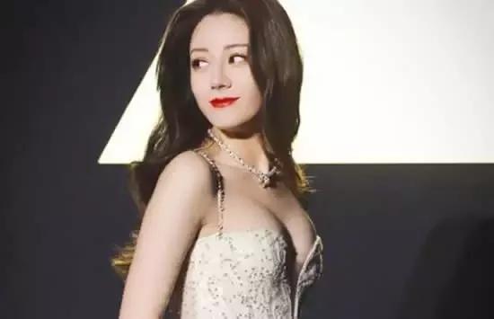 花见花开的迪丽热巴