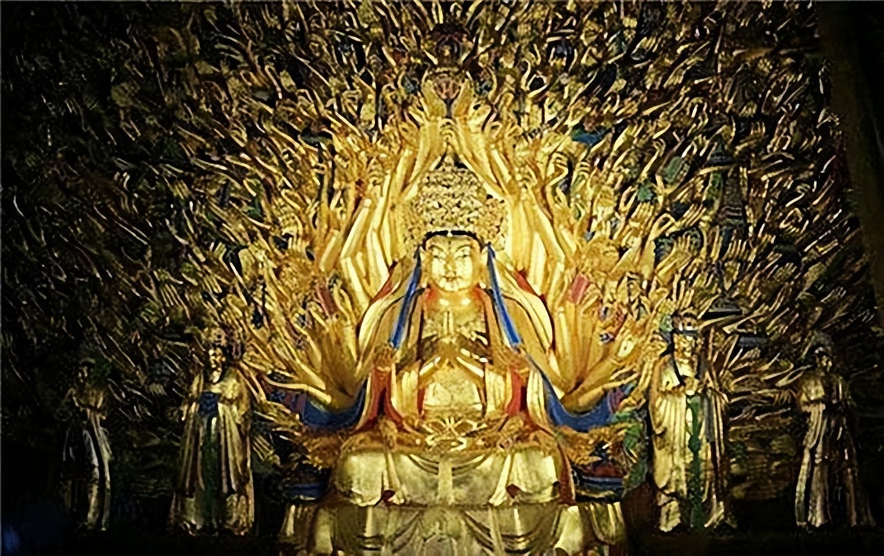 14年重庆工人修复800年前观音像，发现暗格，打开一段封藏的历史