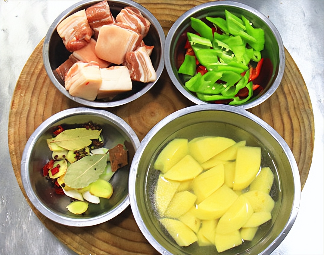 四川最出名的5道经典名菜，麻辣鲜香开胃下饭，上桌多吃两碗饭