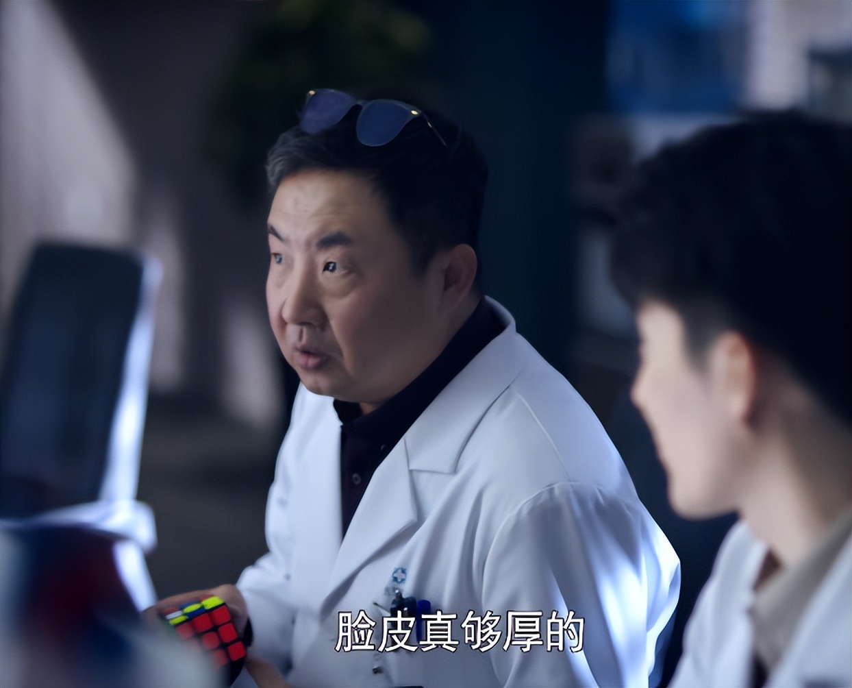 播出2集，收视率爆了！秦岚一出手，就给央视带来了“王炸”