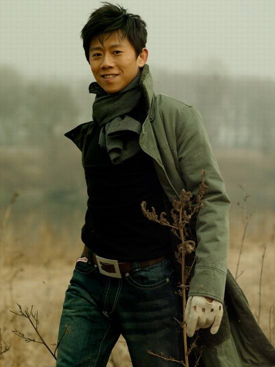 夏雨：与离异父母有隔阂，与高圆圆传绯闻，娶到袁泉三生有幸