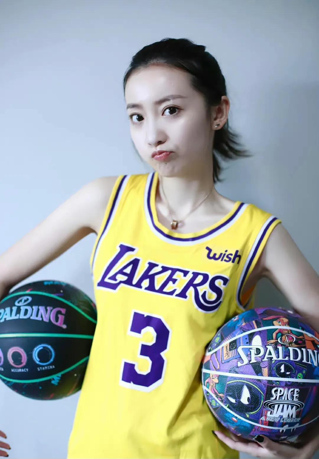 為什麼叫nba解說小姨媽(談起騰訊nba女主播,就不得不提起小姨媽的大名