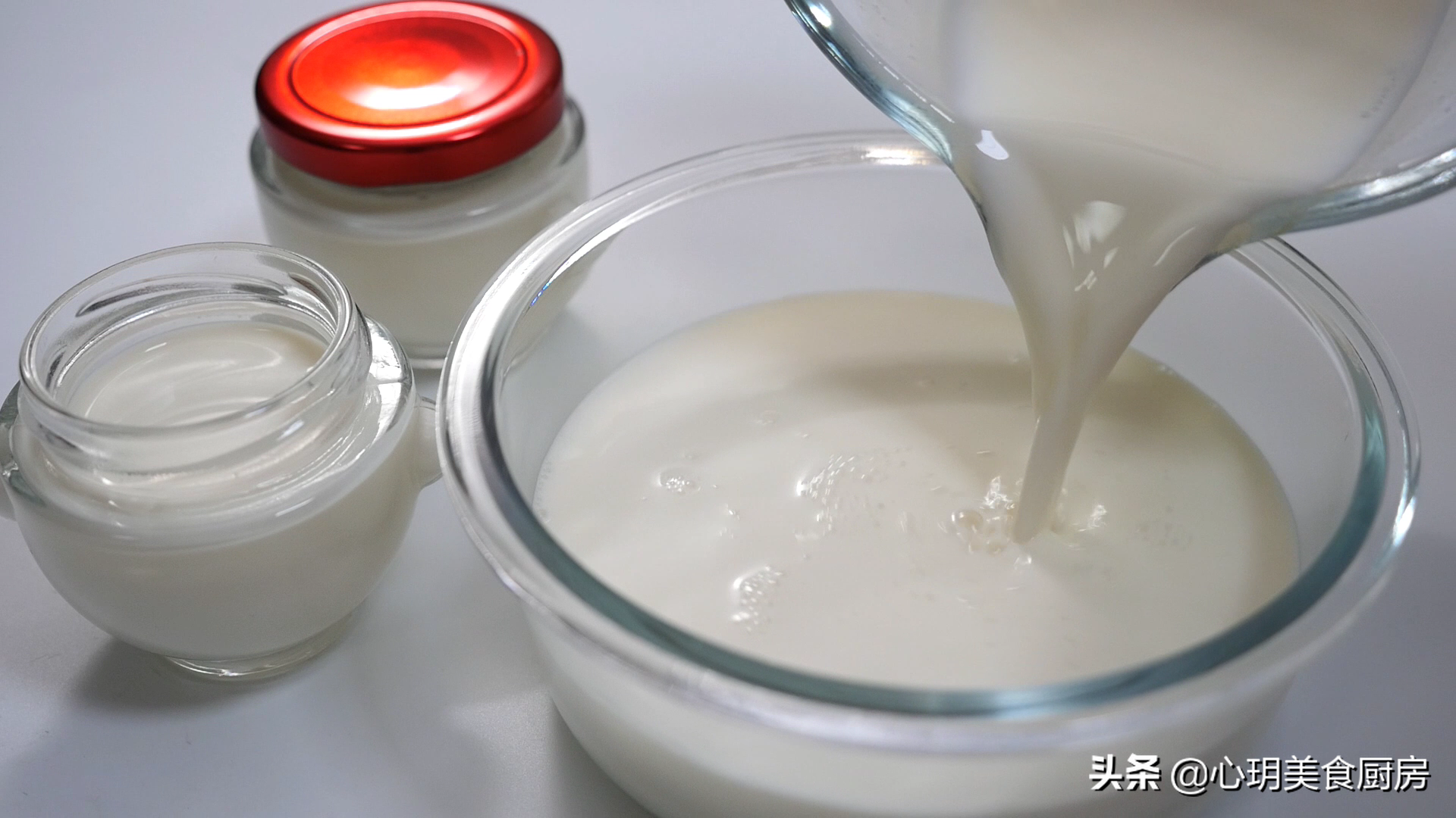 才知道，自制酸奶这么简单，只需要3个步骤，以后有吃不完的酸奶
