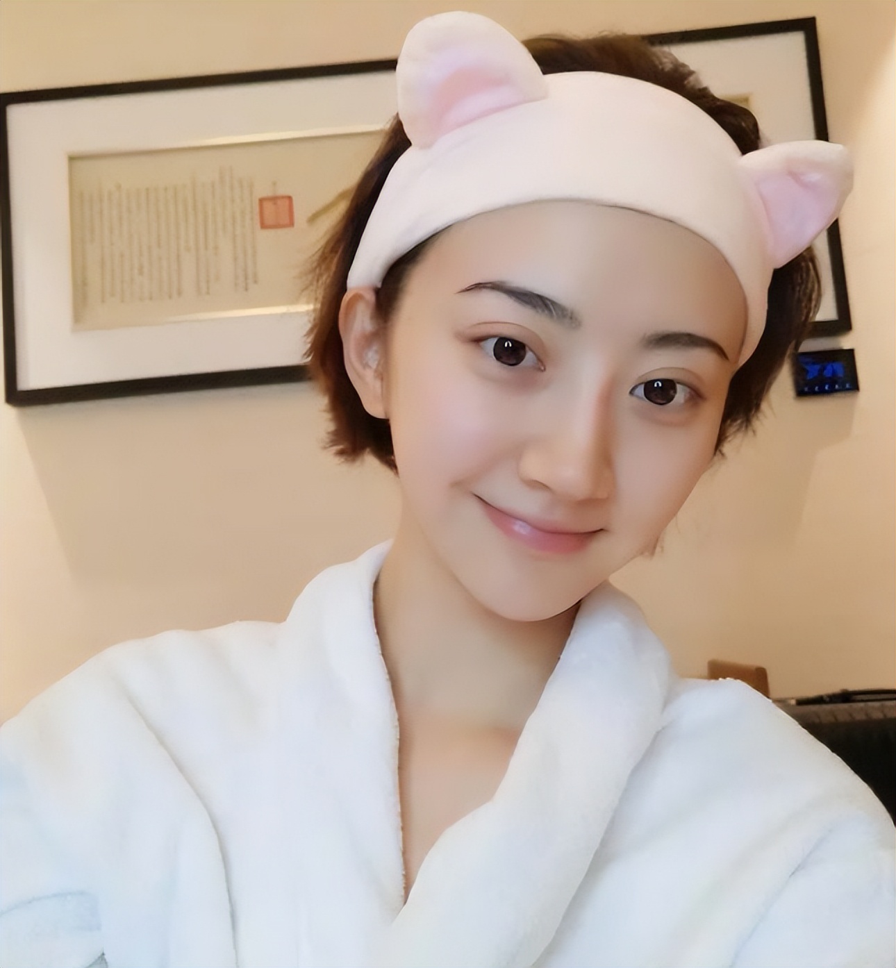 北景甜南奕欢：一个资源拿到手软，一个沉沦网大，今差距一目了然