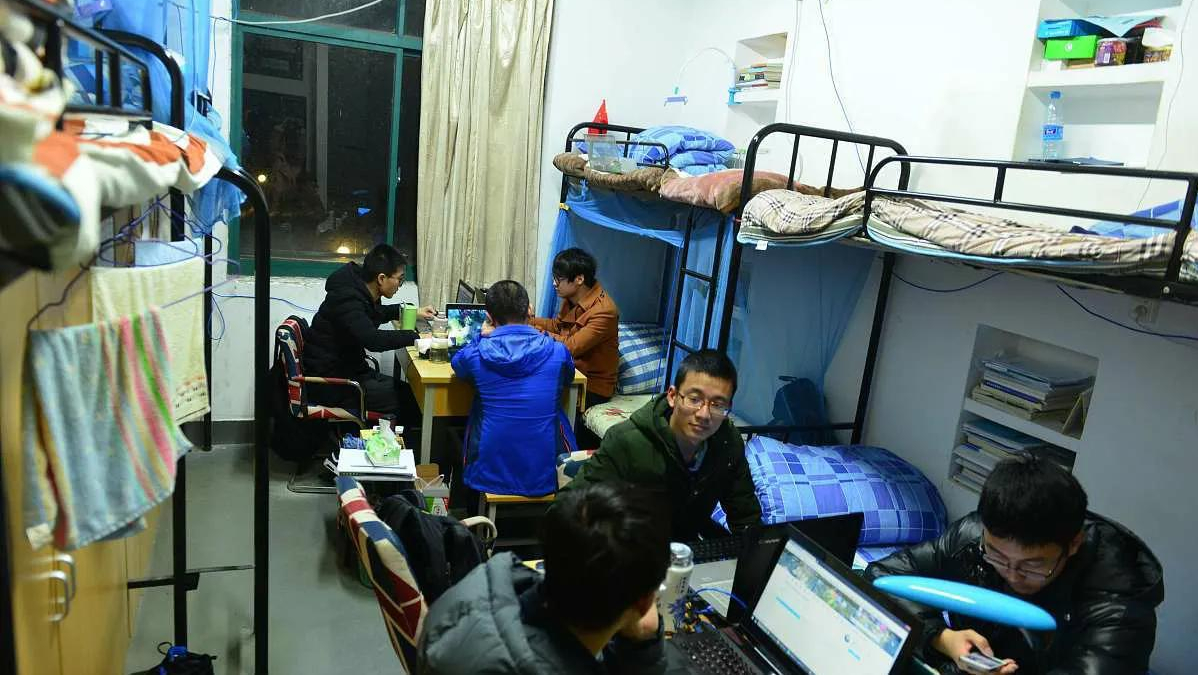 因抢劫银行被判10年，出狱后再次考入西安交大，黎力经历了什么？