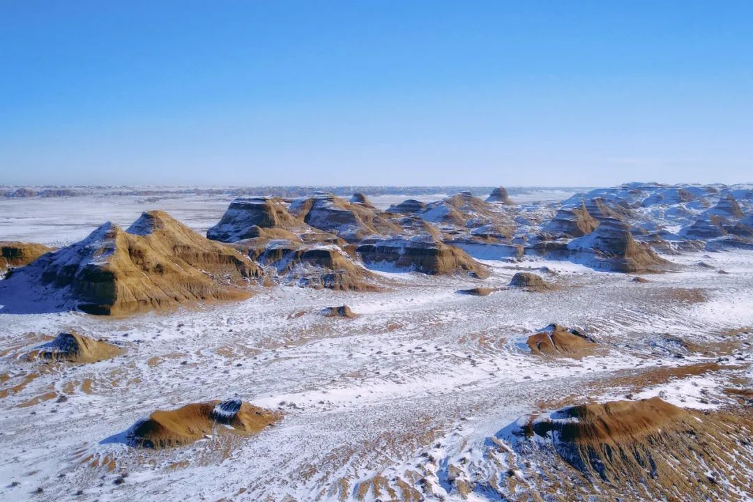 自驾新疆,经s21沙漠高速去禾木看雪,5天花费需要多少?怎么玩?