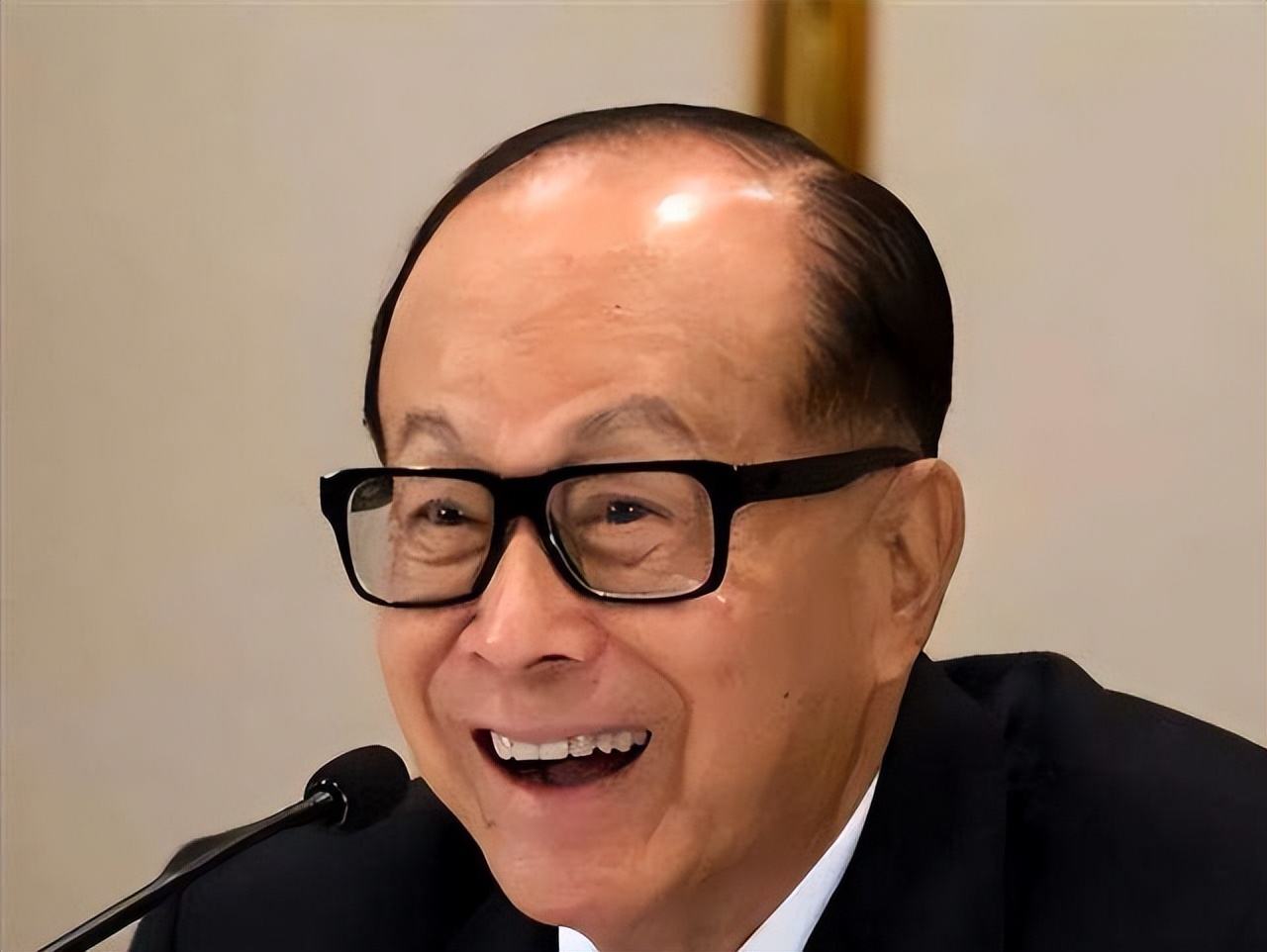 李嘉诚一生的两大错误，第一次错过了马云，第二次错过了任正非