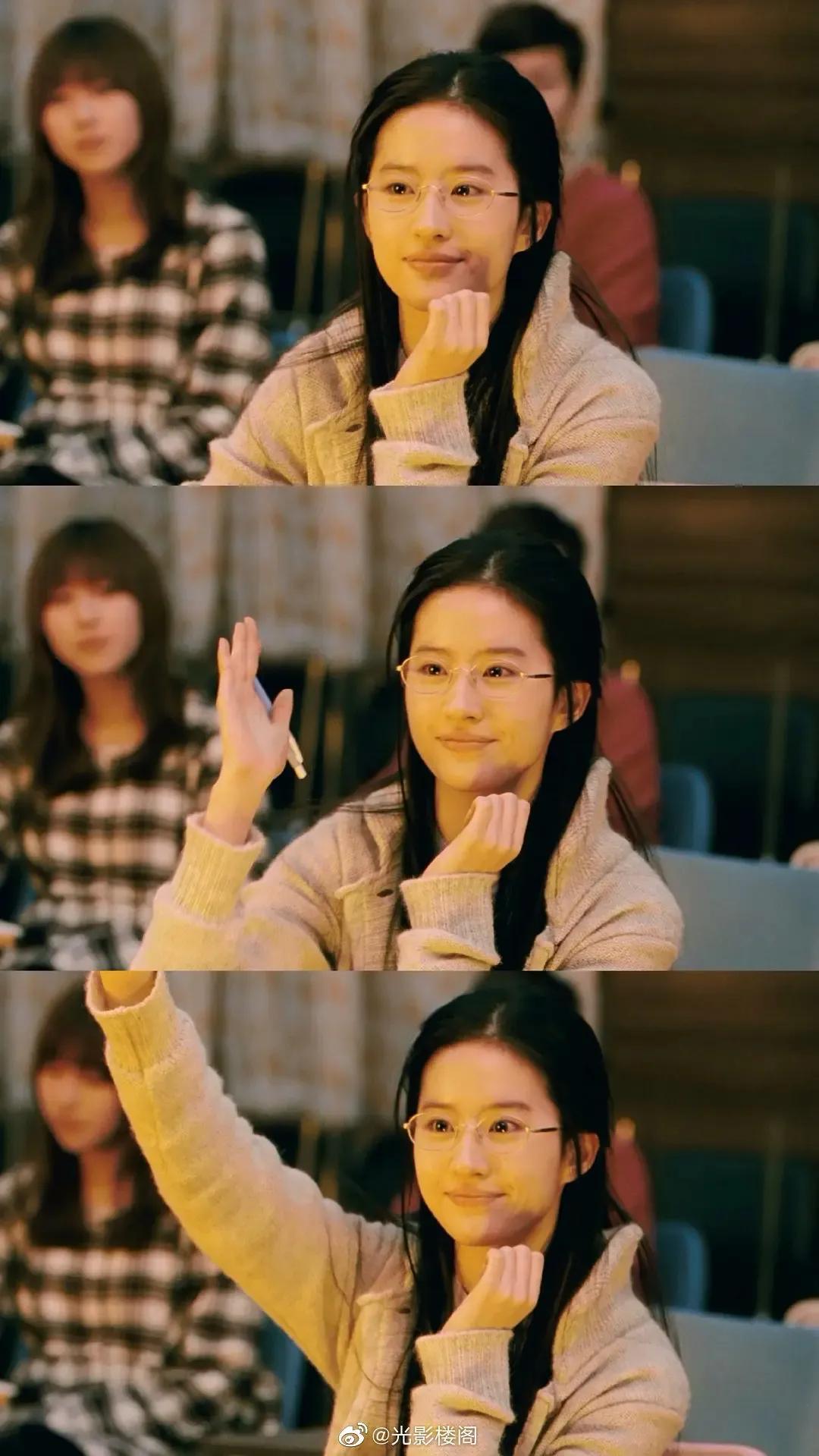 看了她们，才知道什么叫“自带清纯校花脸”，有些气质真是天生的