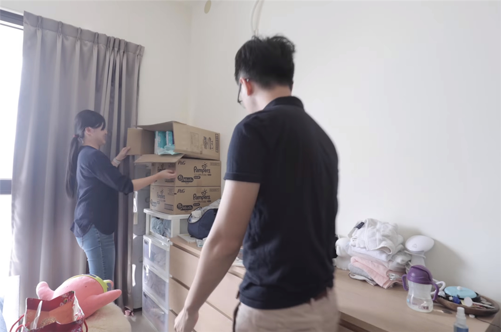 小两口用3天时间，将13㎡杂乱卧室变成森系风，网友：心服口服