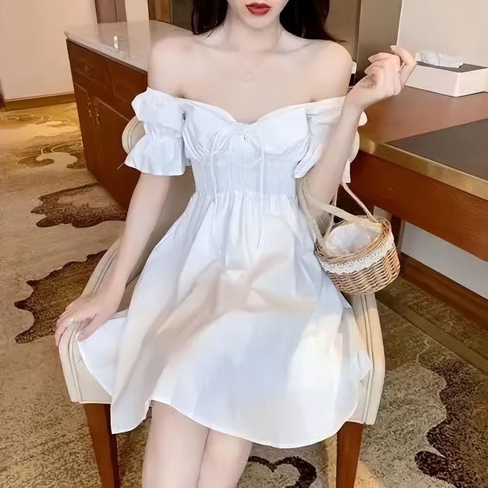 直男眼里加分的女生约会穿搭是(直男眼里加分的女生约会穿搭是什么意思)