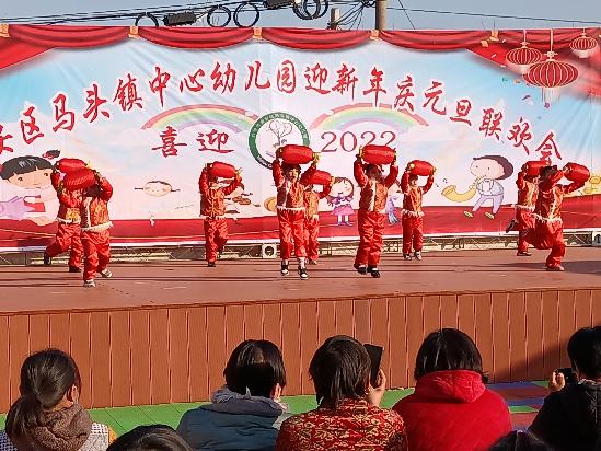 凝心聚力，家园共育，舞出精彩，舞出人生