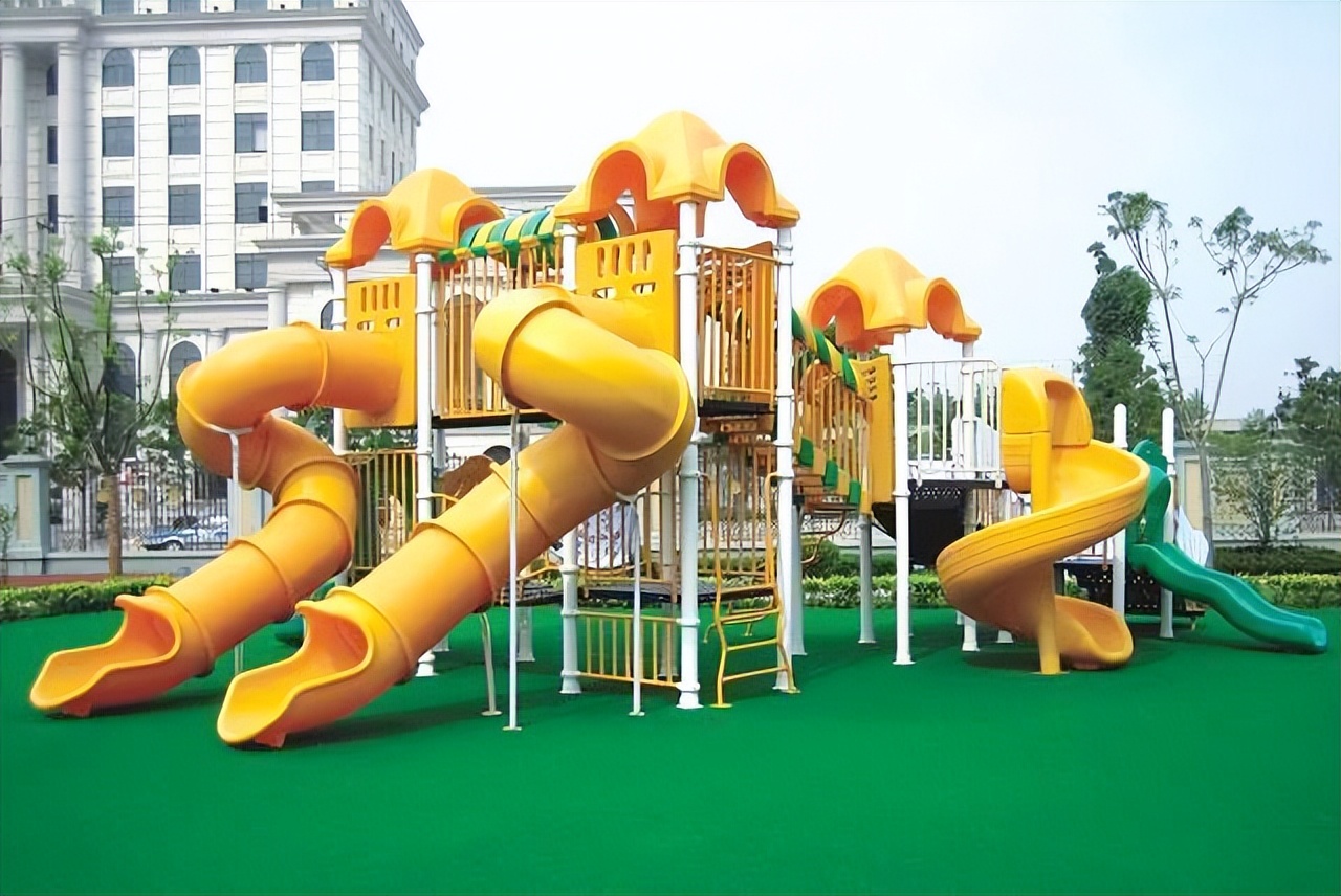 小孩滑梯推荐品牌哪个好(幼儿园户外如何选择儿童滑梯) - 九联网