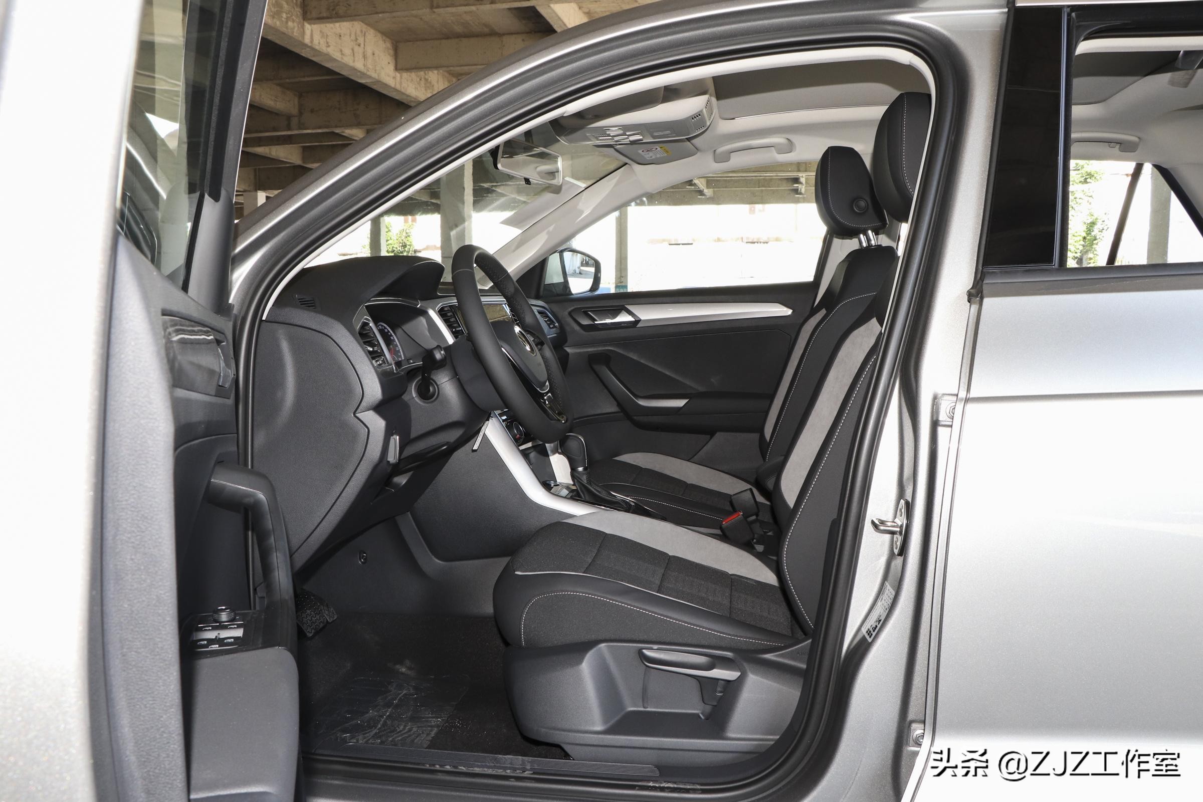 最经济实用型家庭SUV 大众 探歌T-Roc 深度评测 超高性价比