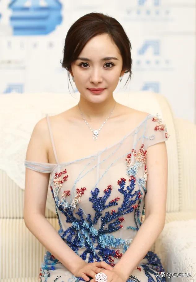 四小花旦之首--杨 幂