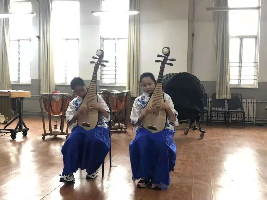 太原市實(shí)驗(yàn)中學(xué)校隆重舉行校園文化藝術(shù)節(jié)(圖4)