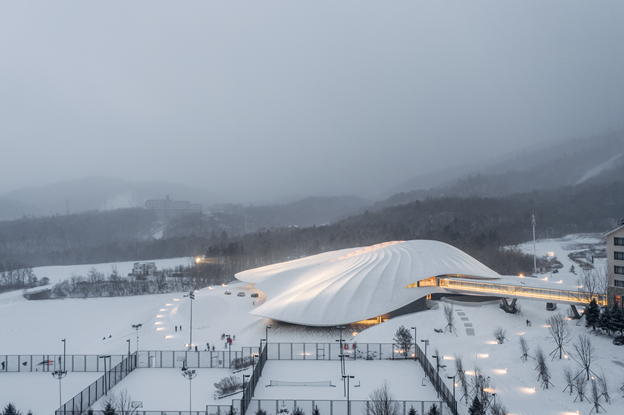 雪山下的帐篷 | MAD设计亚布力企业家论坛永久会址建成