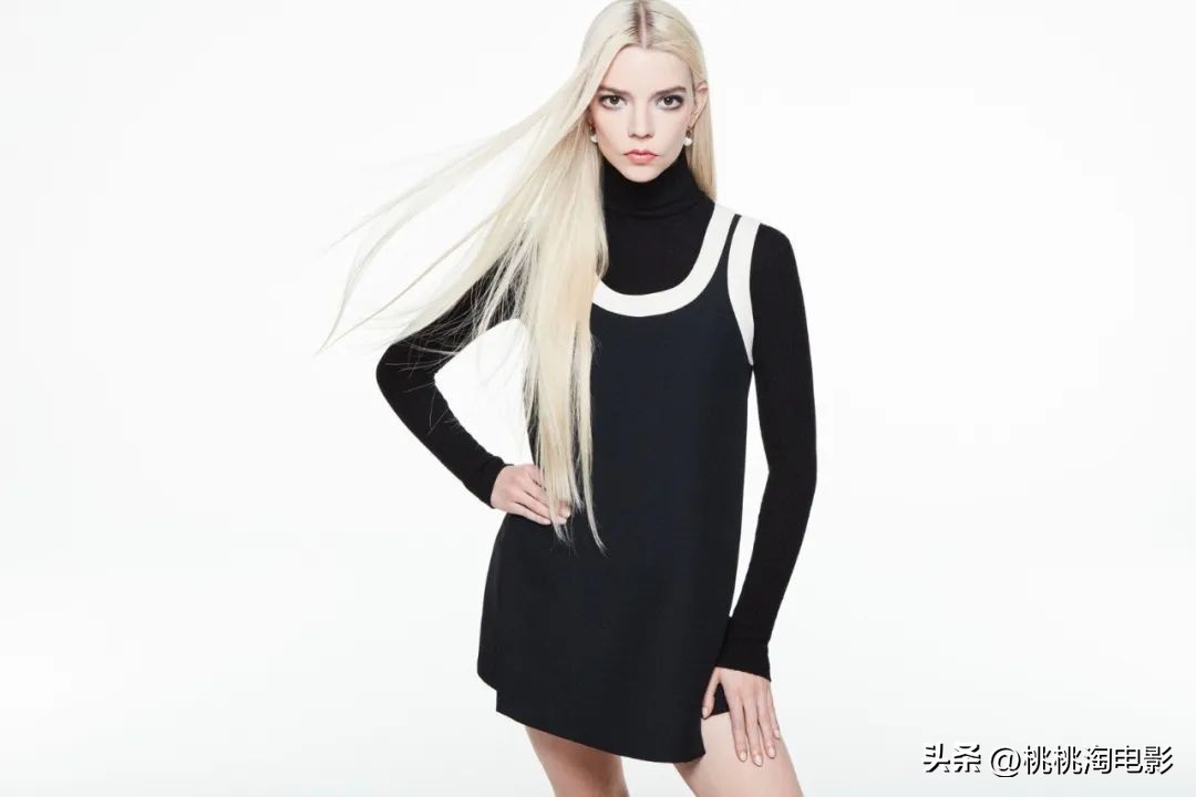 安雅·泰勒-乔伊澳版《VOGUE》封面大片，气质特别的精灵公主