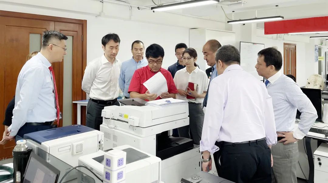 佳能（中国）与十六进制达成战略合作，携手促进教育数字化发展