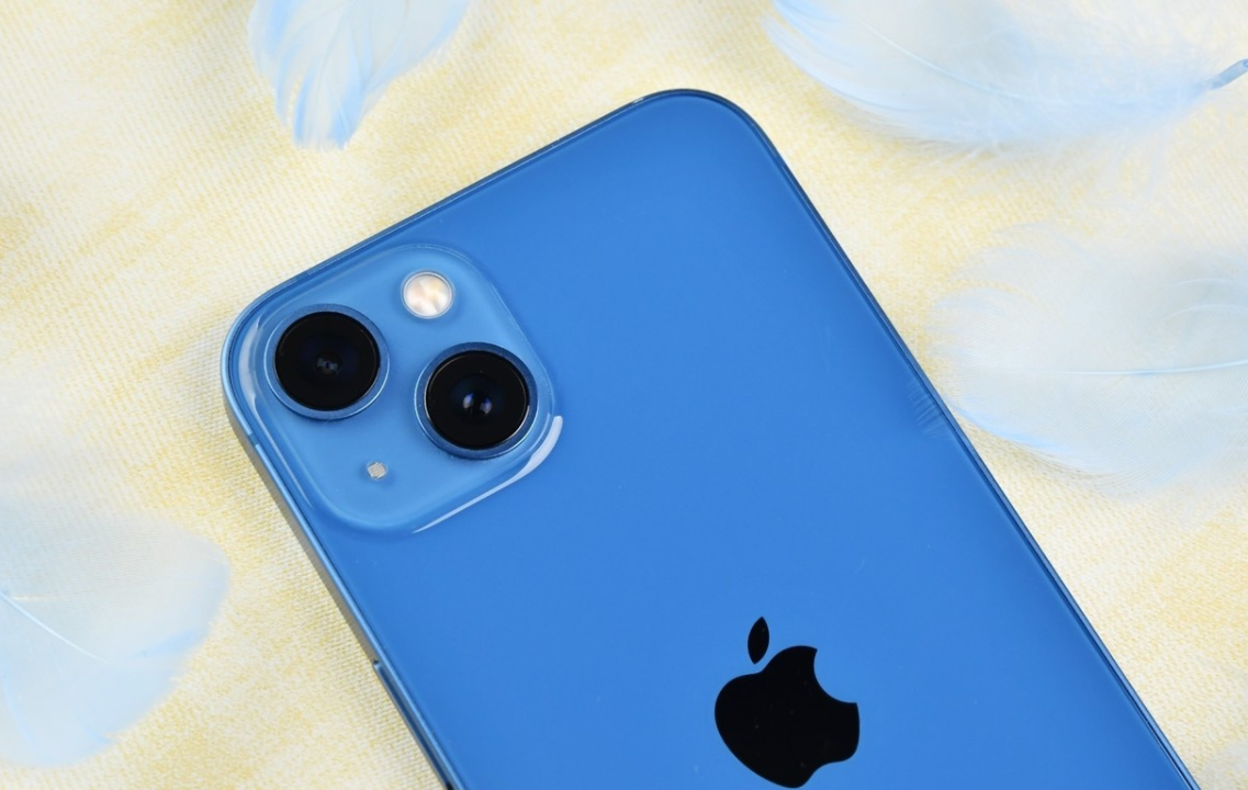 红米K50与iPhone13的差距在哪？我愿称它为：平民机皇