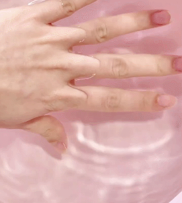 谁能拒绝在夏天做美甲呢？方便又平价的夏日美甲攻略快收好