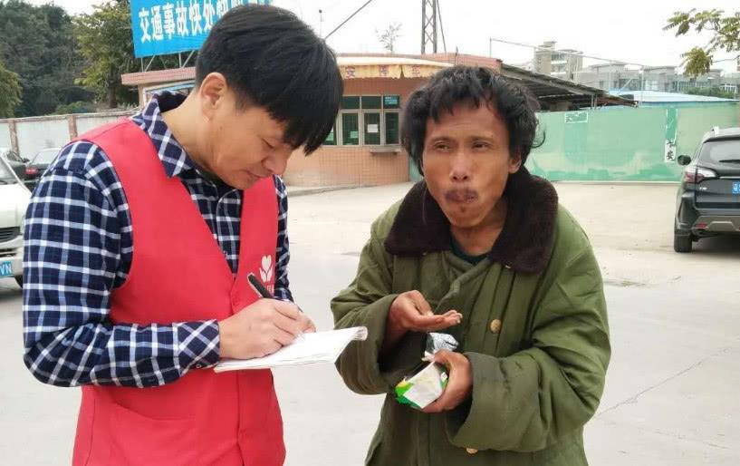 高考状元“看破红尘”，抛弃家庭事业流浪街头，亲属无奈说出真相