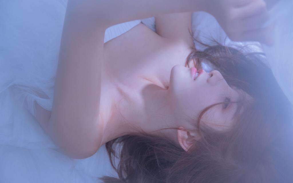 女生的小兔兔有多軟，男人為什么喜歡“摸”，男生最抵抗不了
