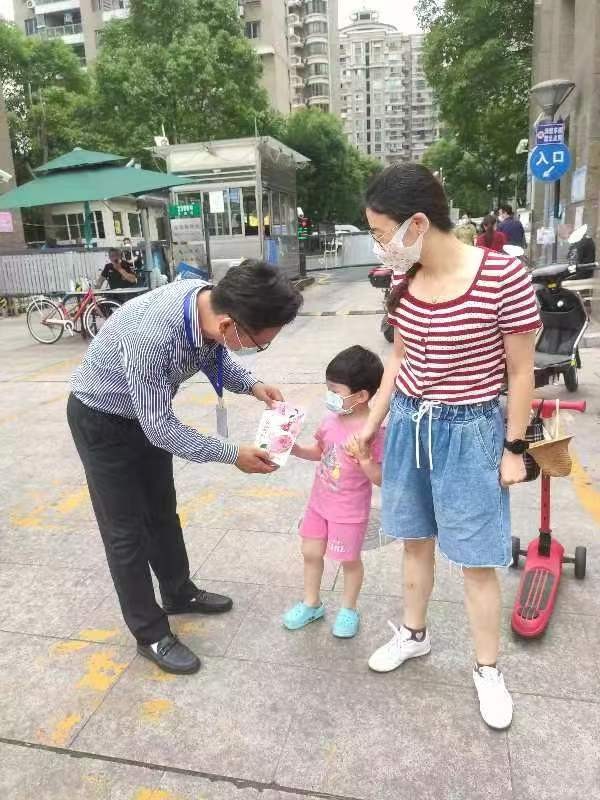 复产不松懈，小区管理井然有序