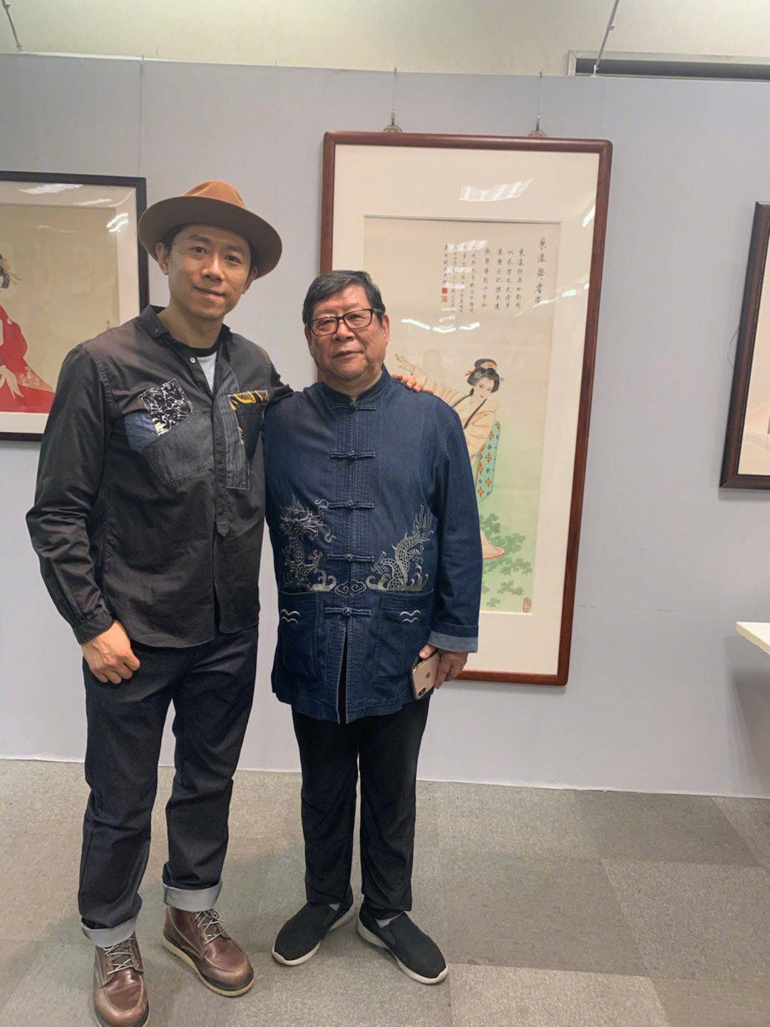 夏雨：与离异父母有隔阂，与高圆圆传绯闻，娶到袁泉三生有幸