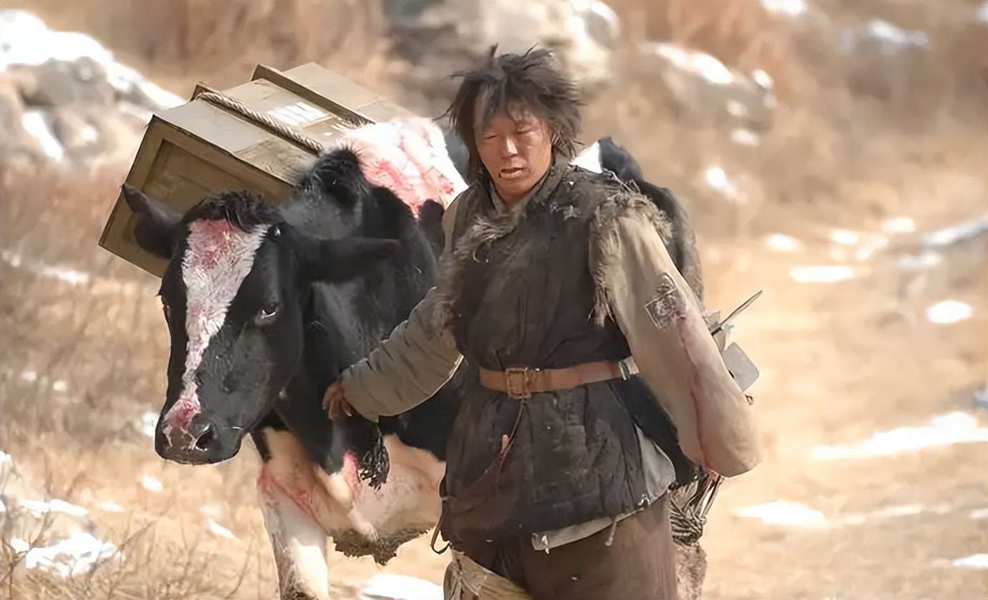 大龅牙、香肠嘴、丑到认不出！这9位扮丑的演员真让人“恶心”