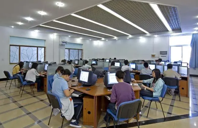 7所优秀的专科院校，王牌专业就业率不输本科，滑档考生可以兜底