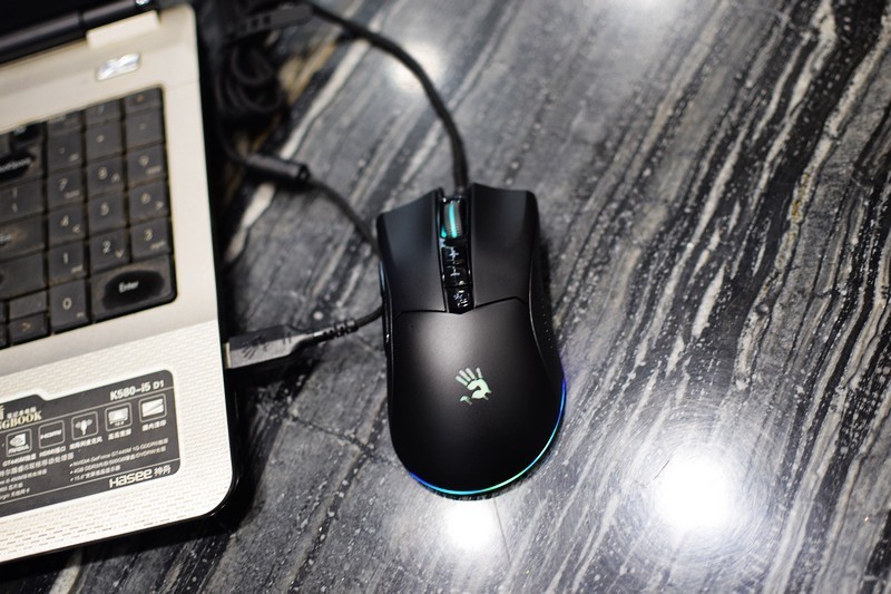 游戏利器 血手幽灵Bloody ES9 Pro专业电竞鼠