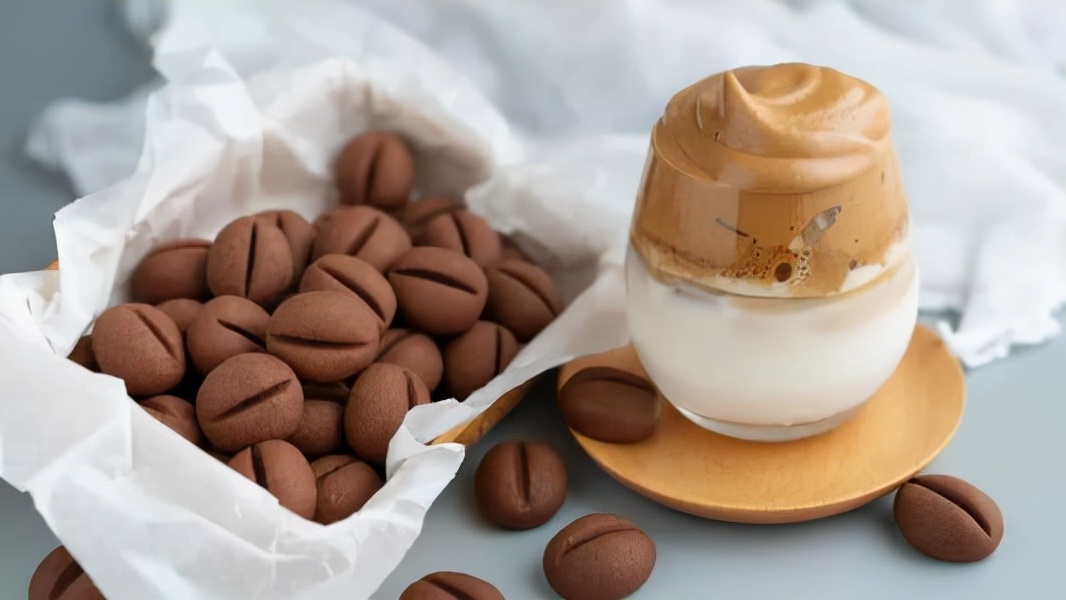 29岁女子，每天一杯速溶咖啡，后来她的身体如何了？花时间看看吧