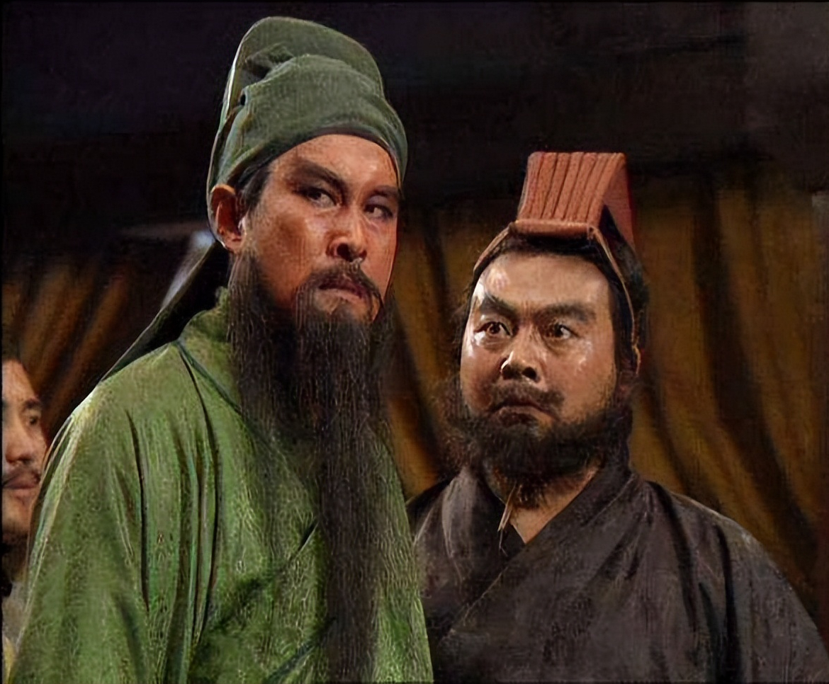 同样是演关公，把甄子丹于荣光陆树铭等5人放一起，差距就出来了