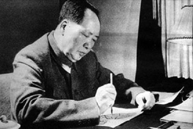 1950年，毛主席深夜亲自写下逮捕令，要求：从速逮捕，就地处决他