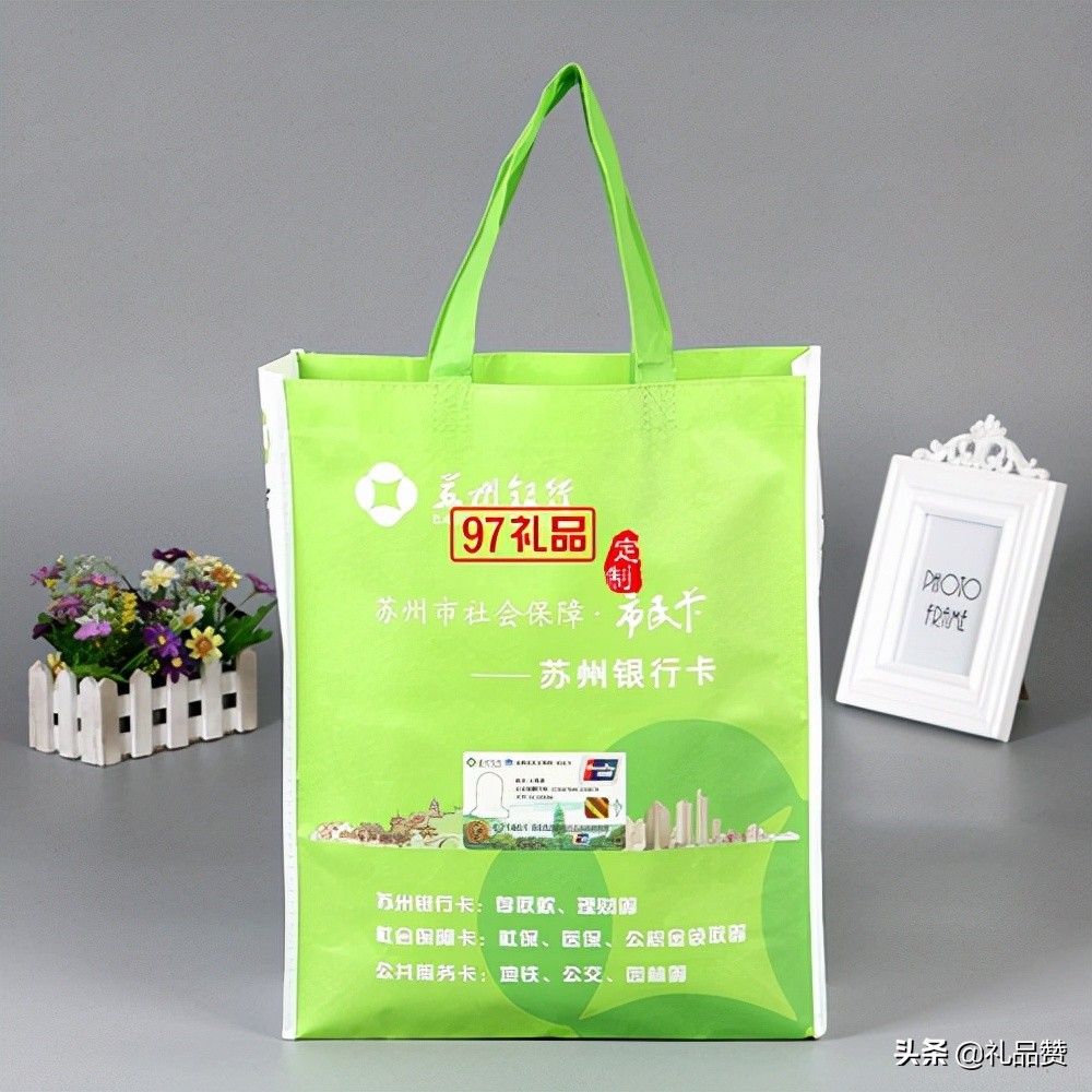 企业定制礼品需要注意什么（定制礼品有）