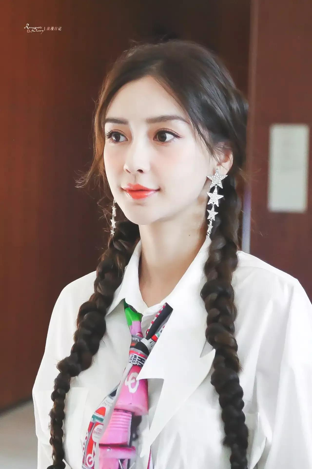 Angelababy:温婉大方，优雅迷人，魅力四射