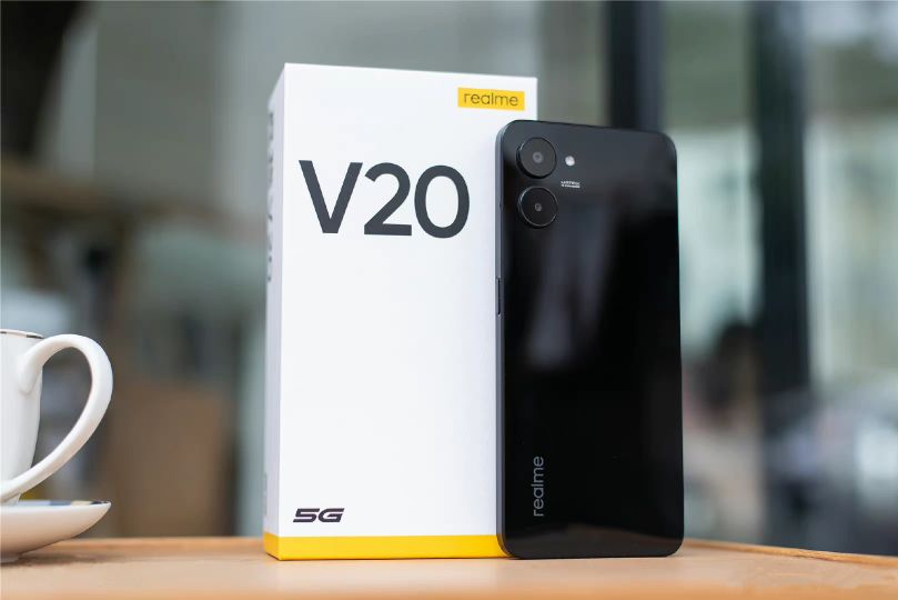 两款一千元左右的入门级手机配置简评