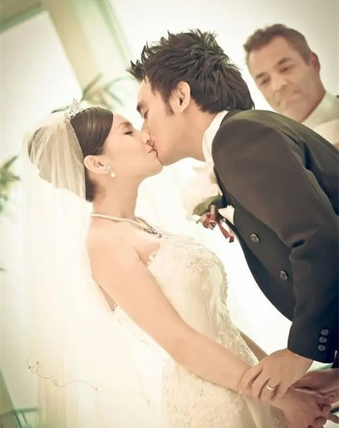 知名男星唐宸禹宣布再婚！曾娶日本美女患抑郁症，走出阴霾恋空姐