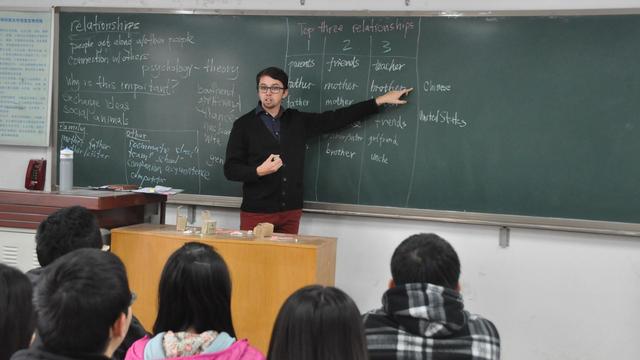 华中科大招聘日语教师，薪资待遇公布，网友：工资有点低