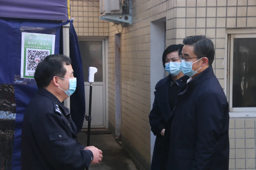 谷昌豪督导检查我市部分重点场所疫情防控工作