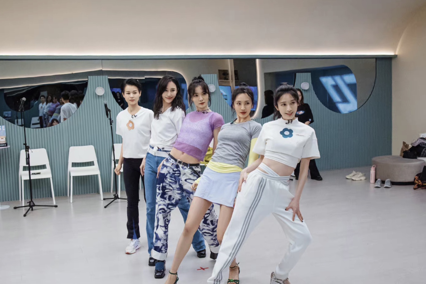 《浪姐》个人喜爱度排名：前3名很意外，于文文第8，赵樱子又垫底