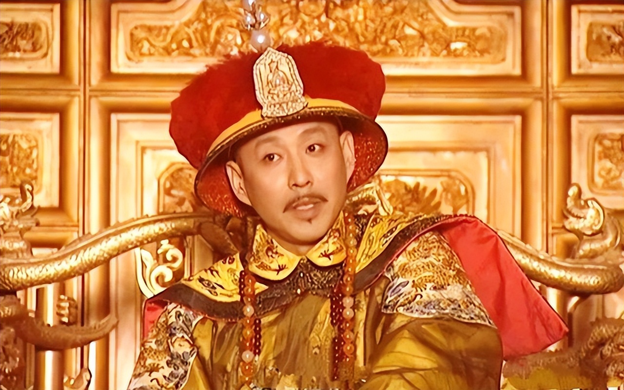 康熙临终前，为啥点名1个男人陪葬？雍正继位后才知父亲高明