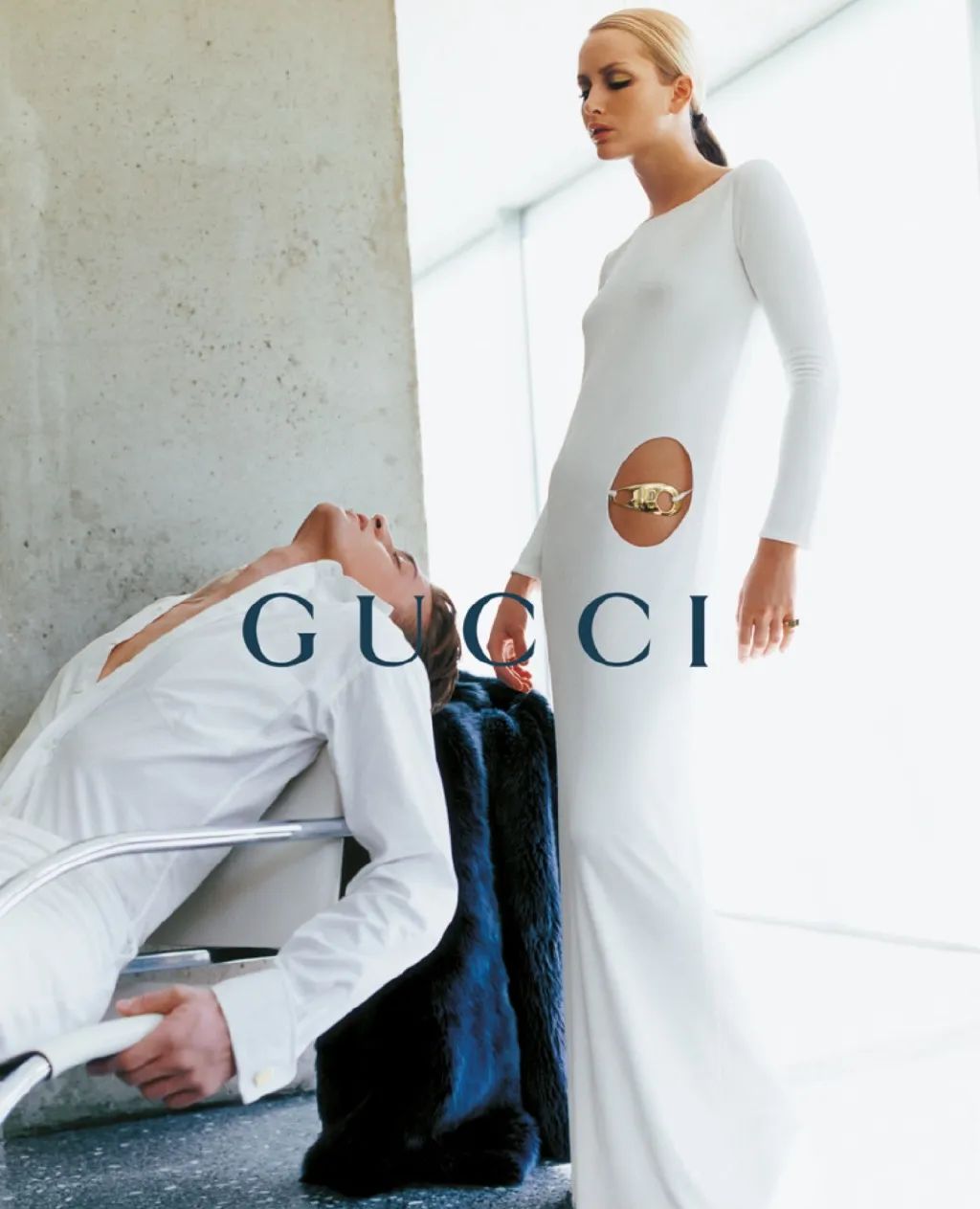 “被穿坏”的百万美金古董裙，到底是谁的错？