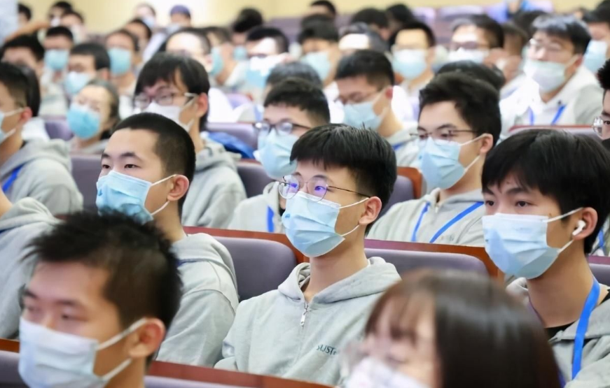 教育部出新规：将推行优质教师轮岗制，“一校定终身”现象被打破