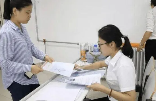 事业单位将实行“车补”？人均薪资上调500，公务员也羡慕不来