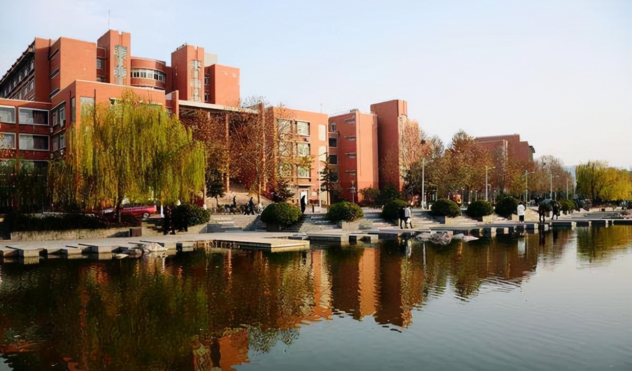 2022河南高校排名出炉，河南大学有所退步，河南农业令人可惜